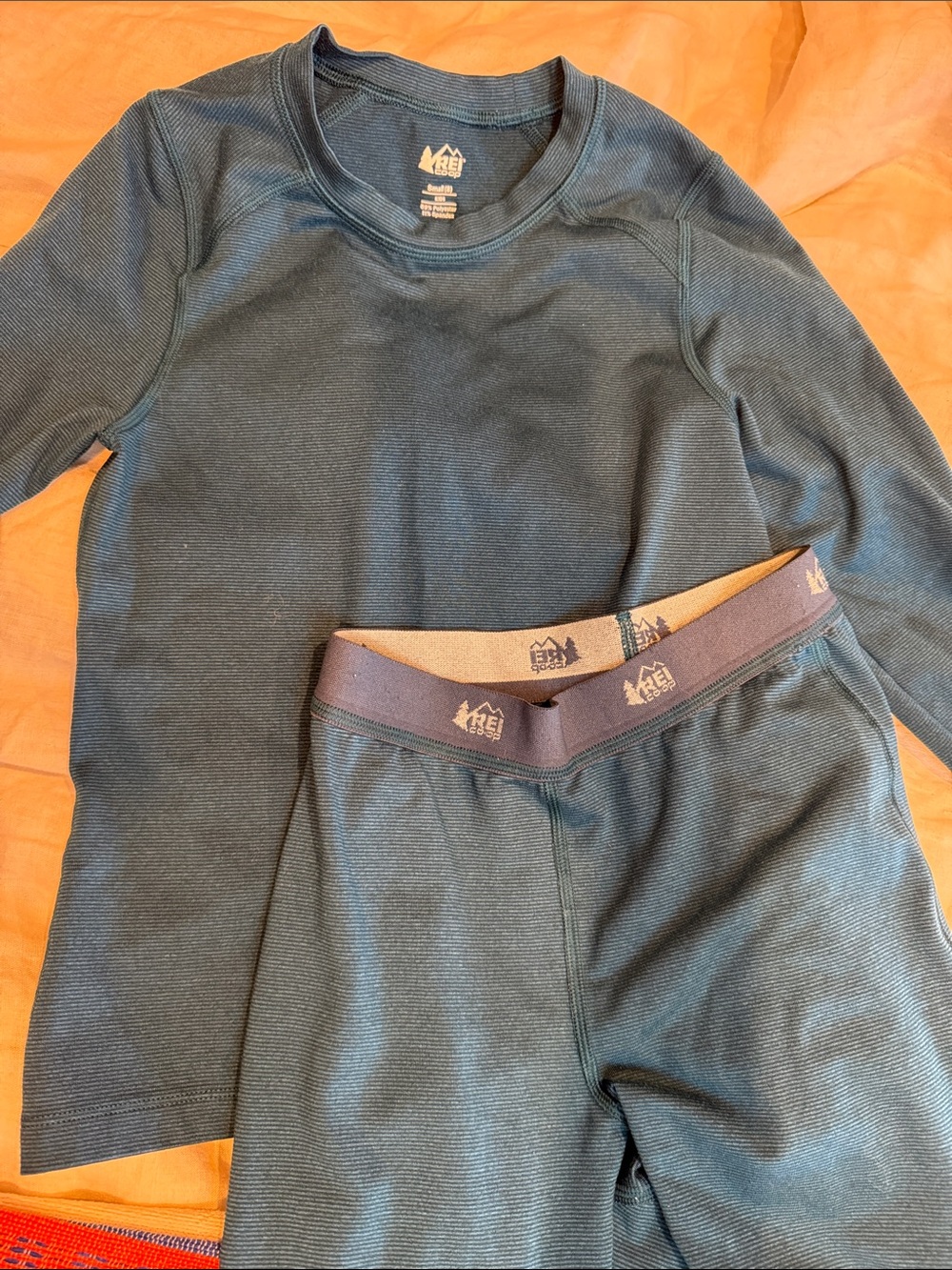 REI Kids' Thermal Base Layer Matching Set in Dark Green